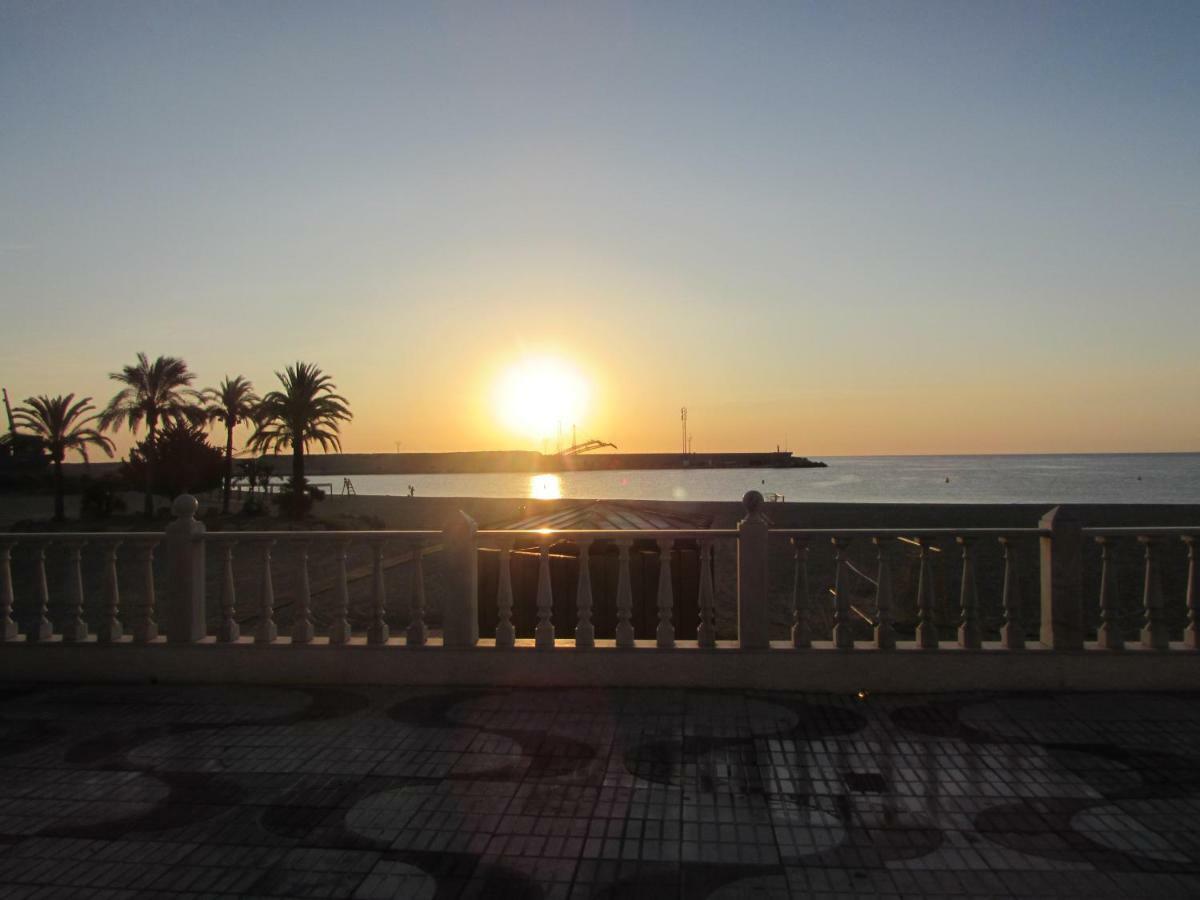 Garrucha Apartment Екстериор снимка